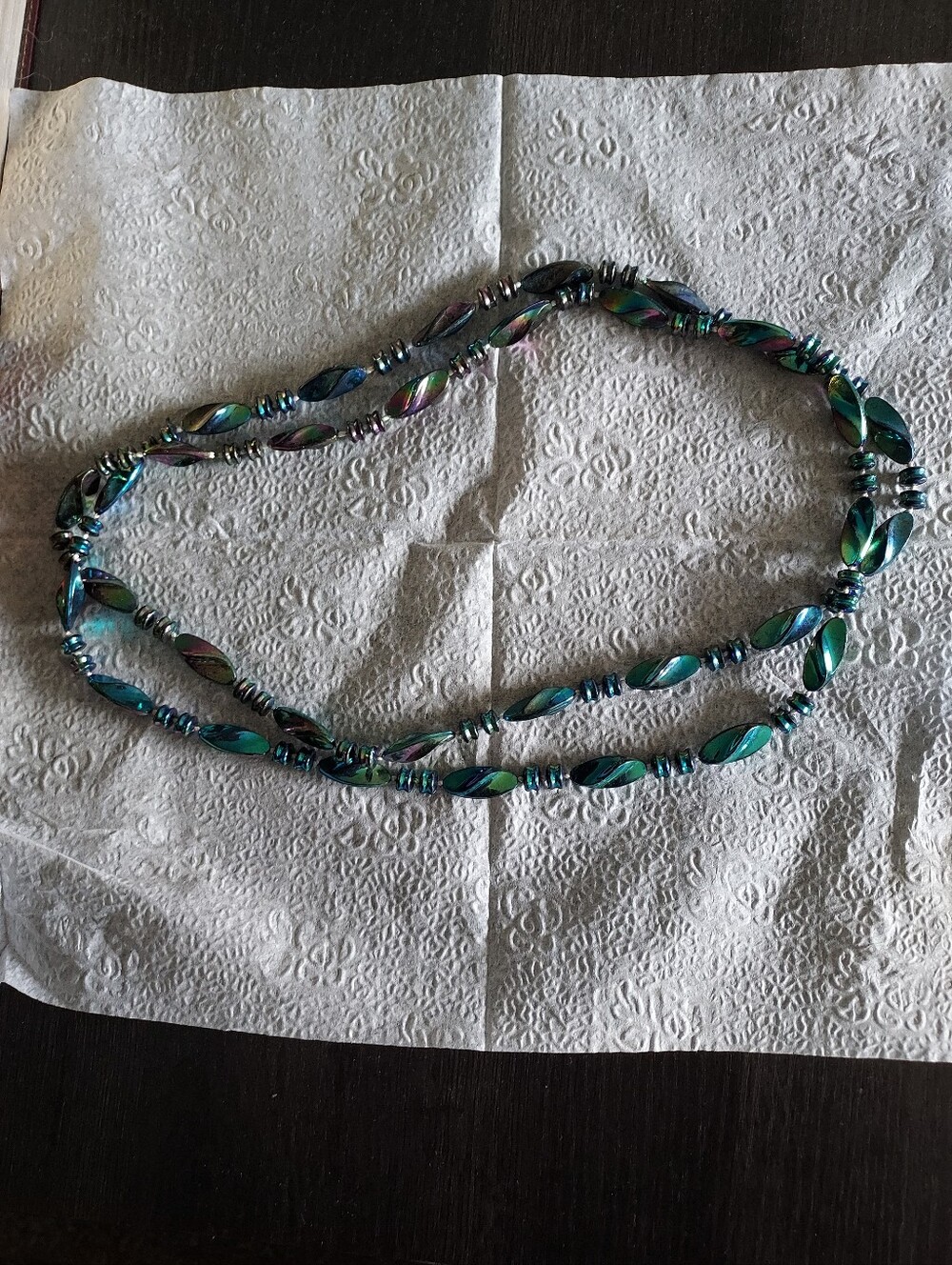 Iridescent Teal-Green Beaded Necklace - Women's Fashion Necklace